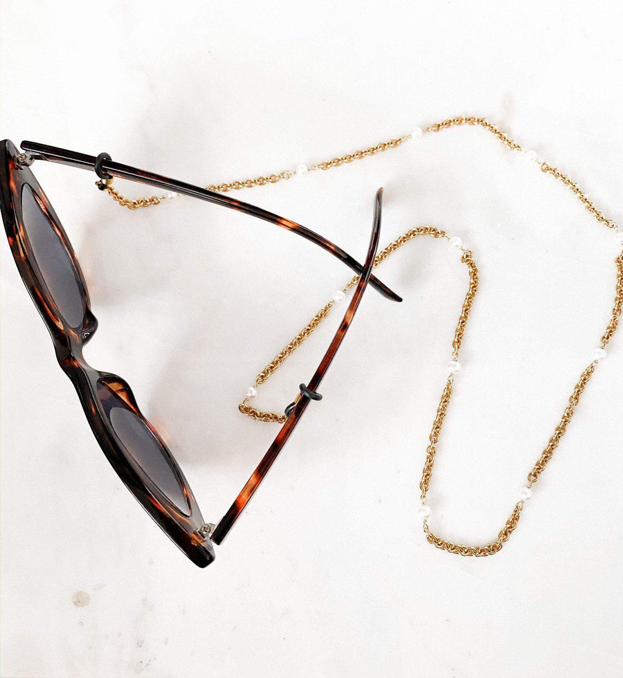 Mia Perlo Pearl and Gold Sunglasses Chain-Sunglasses Chain-Mia Perlo-Emila-3